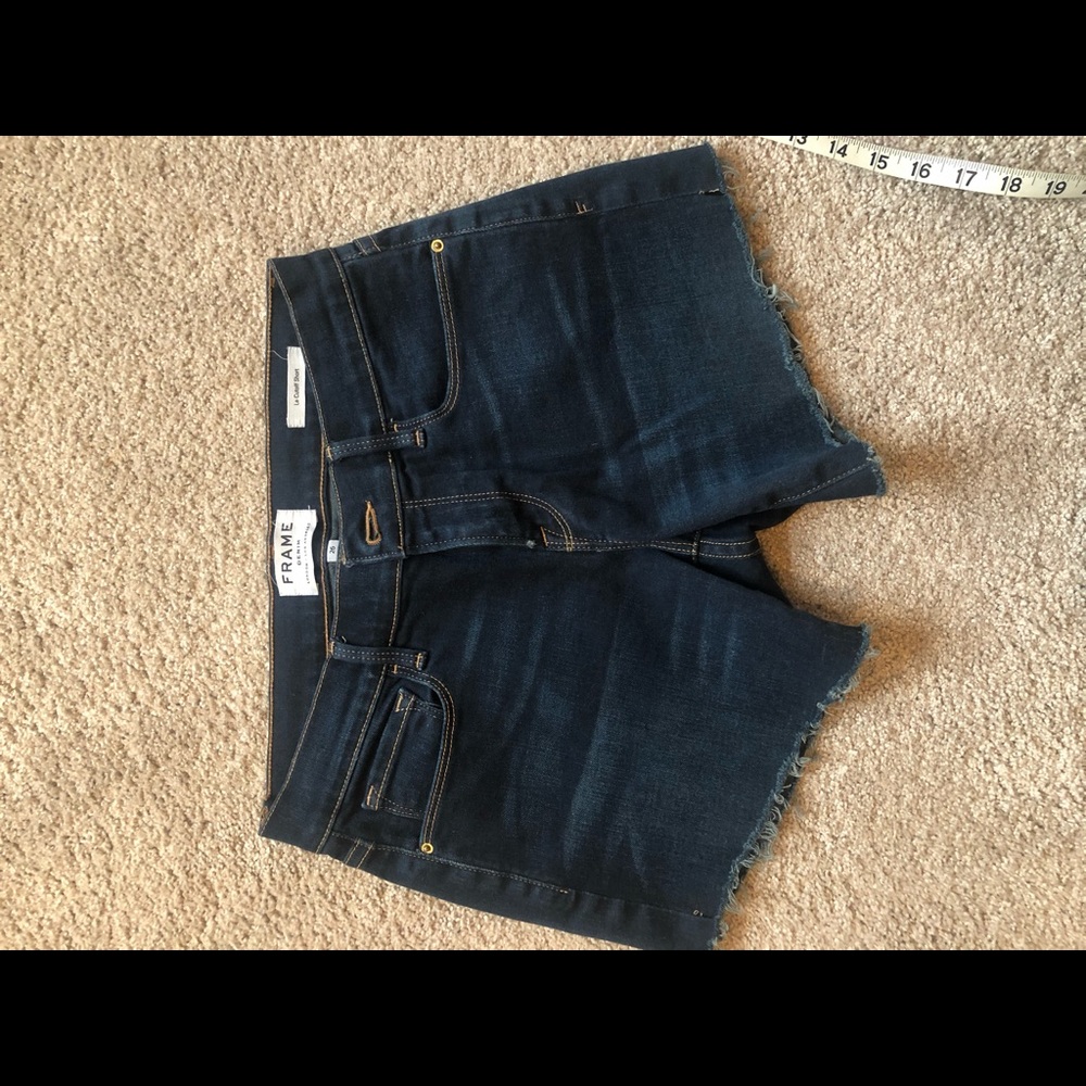 Frame denim cut off shorts. Size 26